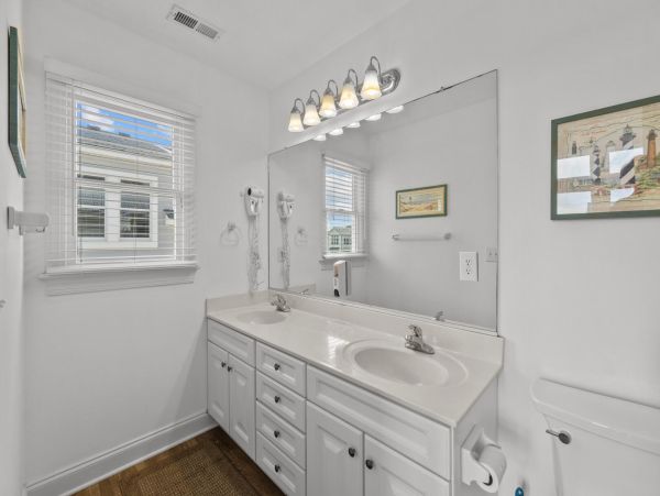 Outer Banks Vacation Rental Kitty Hawk Pet-Friendly Beach House with Pool & Hot Tub