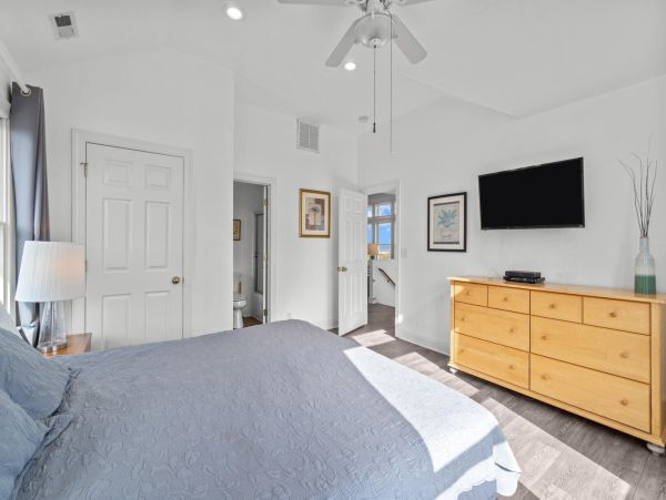 Outer Banks Vacation Rental Kitty Hawk Pet-Friendly Beach House with Pool & Hot Tub
