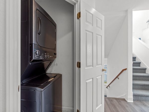 Outer Banks Vacation Rental Kitty Hawk Pet-Friendly Beach House with Pool & Hot Tub