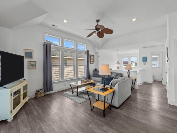 Outer Banks Vacation Rental Kitty Hawk Pet-Friendly Beach House with Pool & Hot Tub