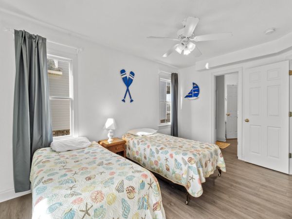 Outer Banks Vacation Rental Kitty Hawk Pet-Friendly Beach House with Pool & Hot Tub