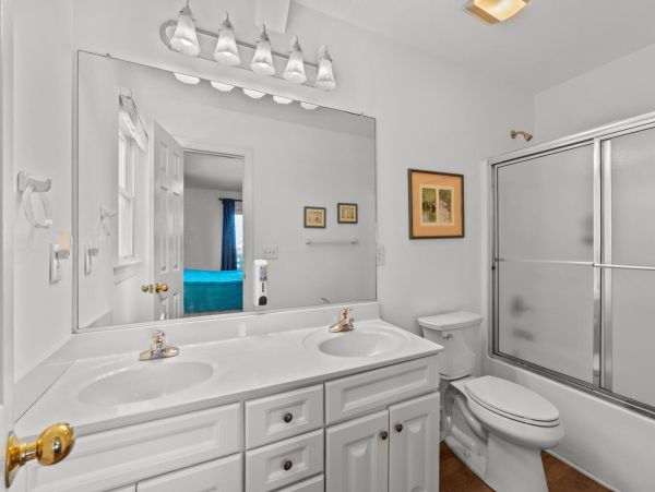 Outer Banks Vacation Rental Kitty Hawk Pet-Friendly Beach House with Pool & Hot Tub