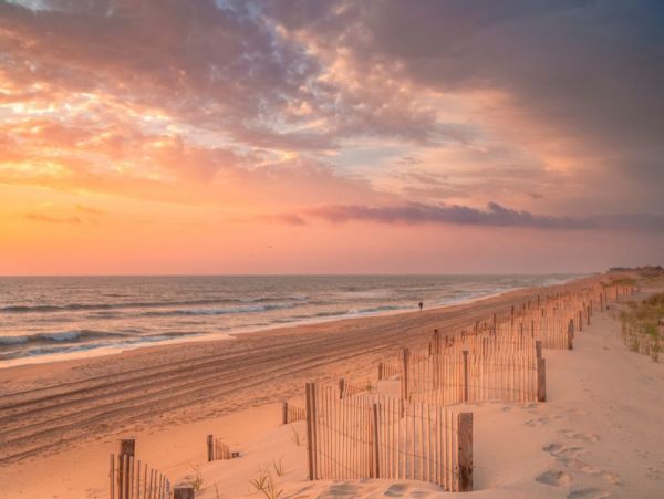 Corolla Shores Vacation Rental - OBX Luxury 9-Bedroom Home with Pool & Tiki Bar