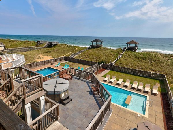 Ocean Front Kill Devil Hills Vacation Home Sleeps 32 Guests