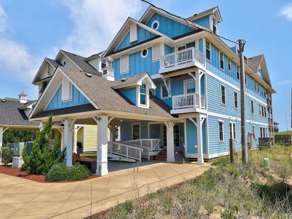 Ocean Front Kill Devil Hills Vacation Home Sleeps 32 Guests
