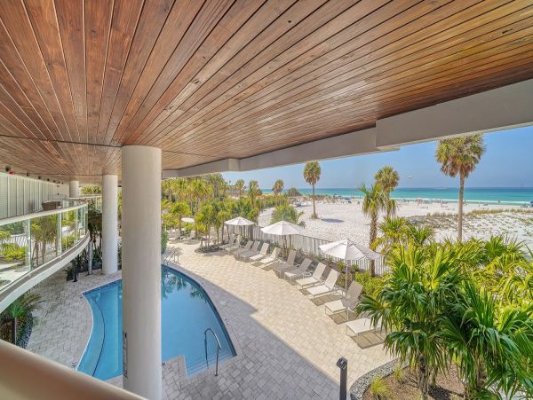 Tastefully Decorated 4 Bedroom Siesta Key Vacation Rental