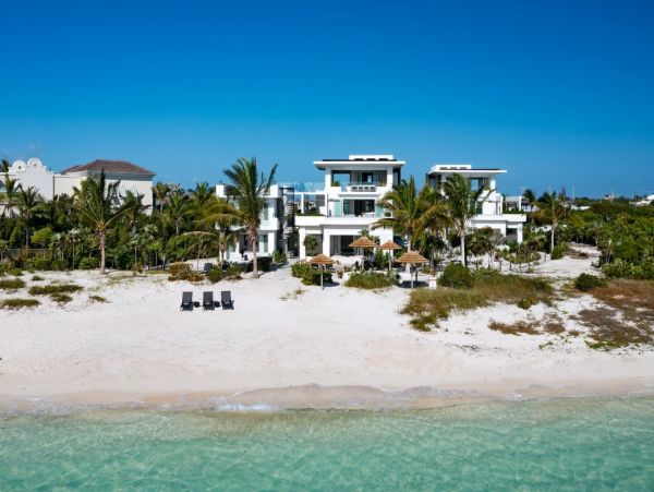 Turks and Caicos Luxury Vacation Home On Beach