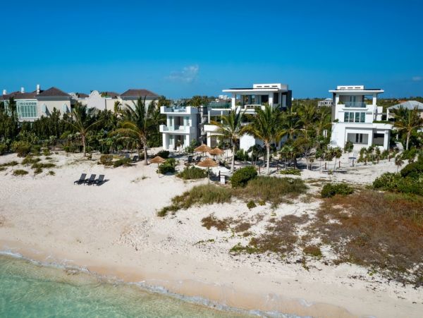Turks and Caicos Luxury Vacation Home On Beach