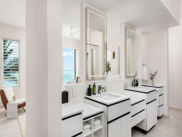 Turks and Caicos Luxury Vacation Home On Beach
