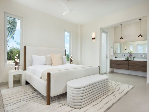 Turks and Caicos Luxury Vacation Home On Beach