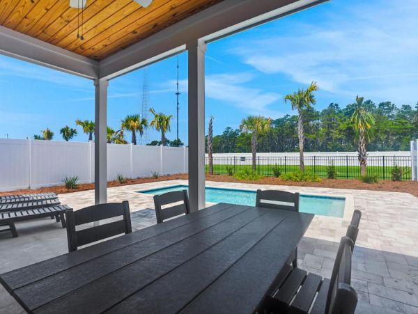 Panama City Beach Vacation Home Six Bedroom Walk to Beach