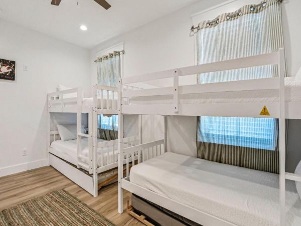 Panama City Beach Vacation Home Six Bedroom Walk to Beach