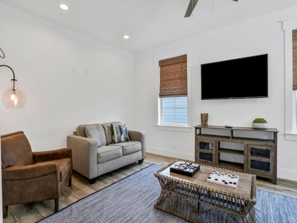 Panama City Beach Vacation Home Six Bedroom Walk to Beach