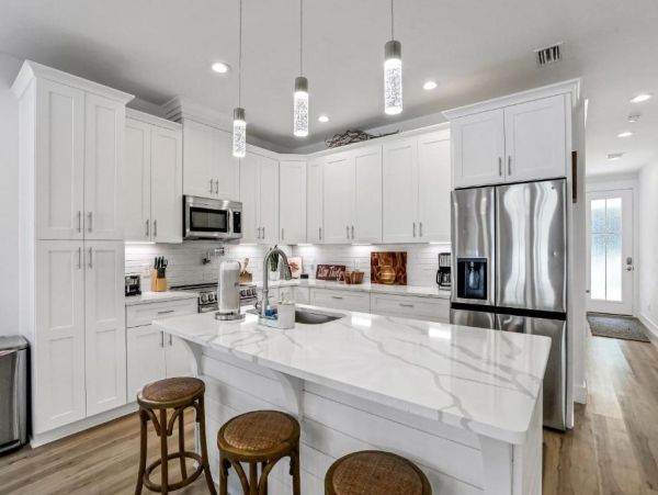 Panama City Beach Vacation Home Six Bedroom Walk to Beach