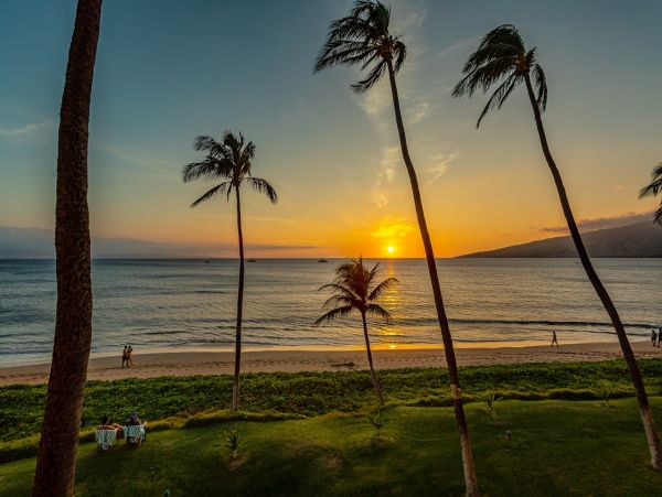 Kihei Oceanfront Exquisiste Two Bedroom Vacation Condo