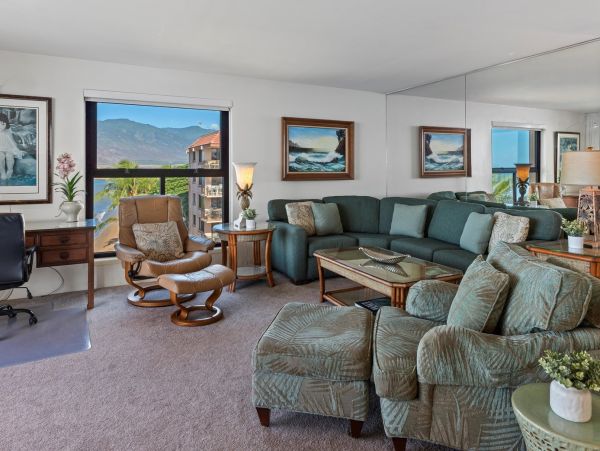 Kihei Oceanfront Exquisiste Two Bedroom Vacation Condo