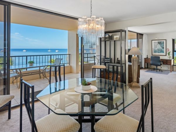 Kihei Oceanfront Exquisiste Two Bedroom Vacation Condo