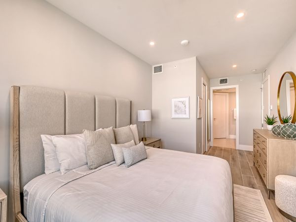 Luxury 3 Bedroom Vacation Condo in Siesta Key