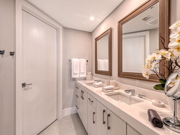 Luxury 3 Bedroom Vacation Condo in Siesta Key