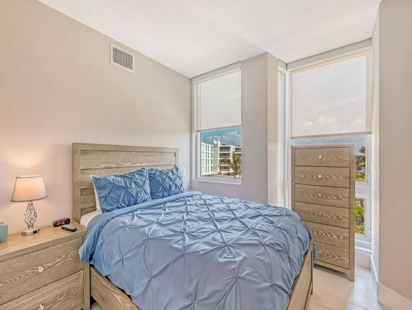 Gorgeous Coastal Haven with 3 Bedrooms in Siesta Key