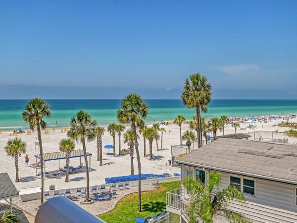 Gorgeous Coastal Haven with 3 Bedrooms in Siesta Key