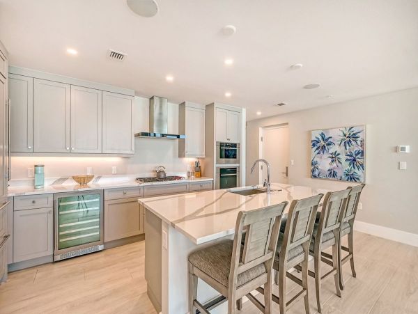 Gorgeous Coastal Haven with 3 Bedrooms in Siesta Key