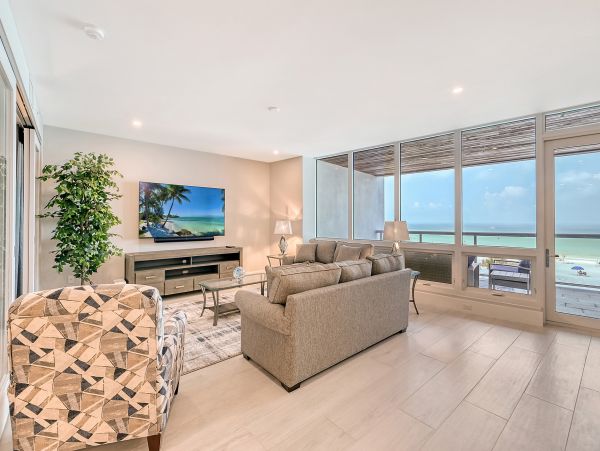 Stunning Ocean Views New Luxury Condo