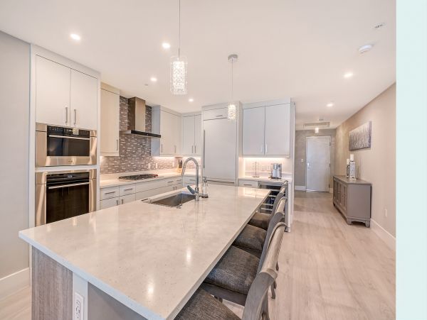 Stunning Ocean Views New Luxury Condo