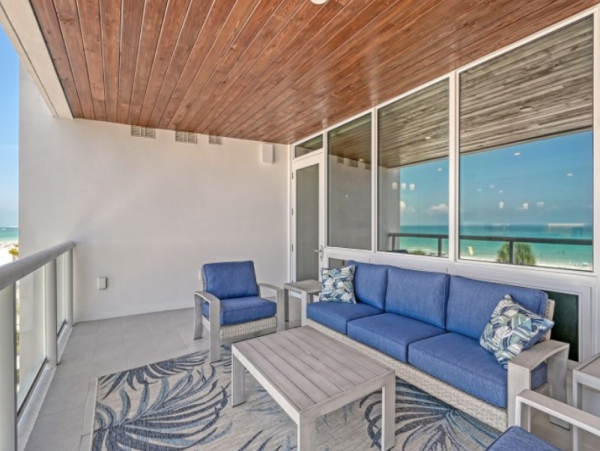 Stunning Ocean Views New Luxury Condo