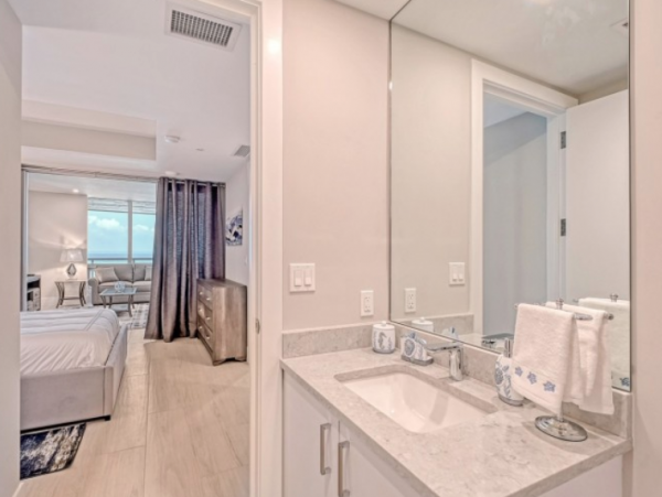 Stunning Ocean Views New Luxury Condo