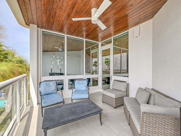 Luxury residence with Beach views