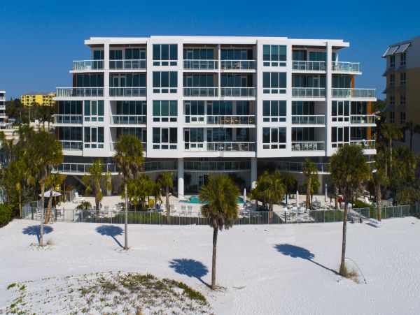Luxury residence with Beach views