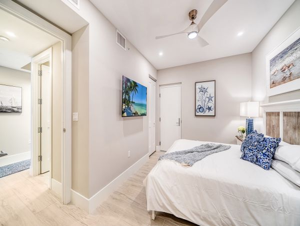 Beachfront Residence with 3 Bedrooms & Great Views