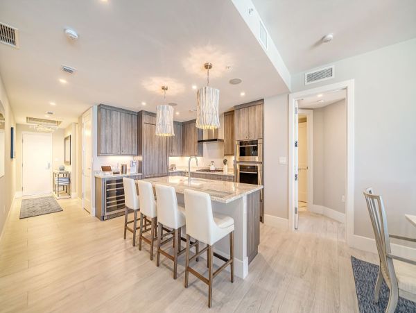 Beachfront Residence with 3 Bedrooms & Great Views