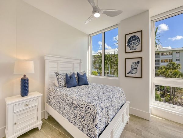Luxury 3 Bedroom Vacation Condo in Siesta Key