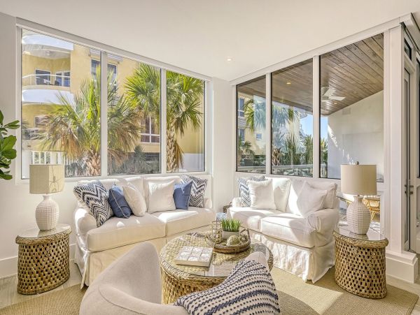 Luxury 3 Bedroom Vacation Condo in Siesta Key