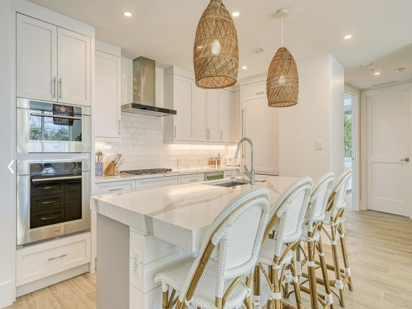 Luxury 3 Bedroom Vacation Condo in Siesta Key