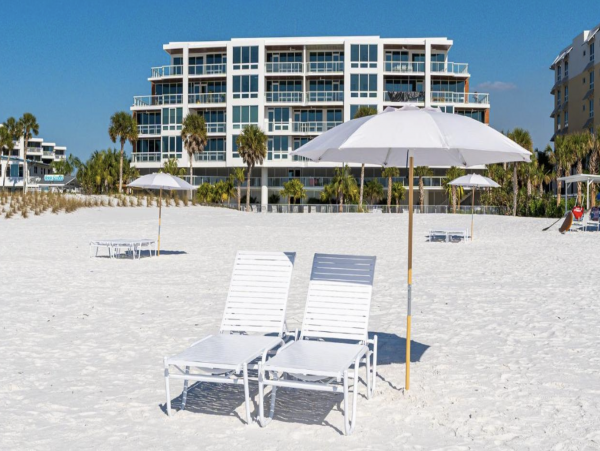 Luxury 3 Bedroom Vacation Condo in Siesta Key