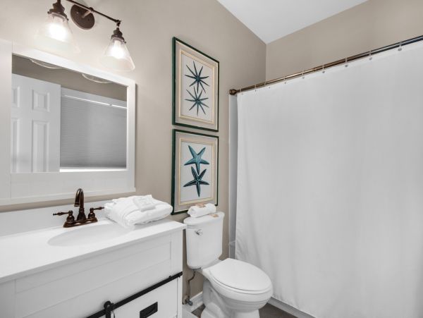 Navarre Beach Five bedroom Beach Villa Sleeps 18 Guests