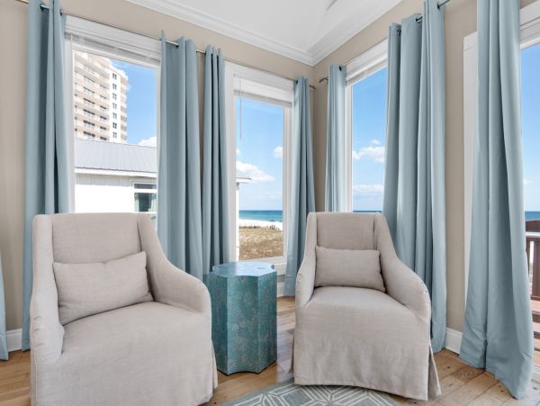 Navarre Beach Five bedroom Beach Villa Sleeps 18 Guests