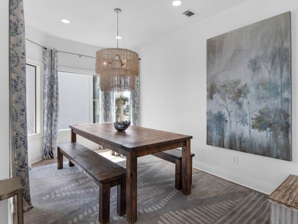Navarre Beach Five bedroom Beach Villa Sleeps 18 Guests
