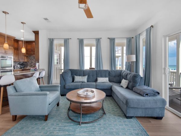 Navarre Beach Five bedroom Beach Villa Sleeps 18 Guests