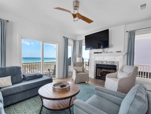 Navarre Beach Five bedroom Beach Villa Sleeps 18 Guests