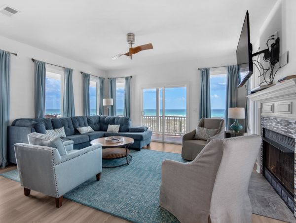 Navarre Beach Five bedroom Beach Villa Sleeps 18 Guests