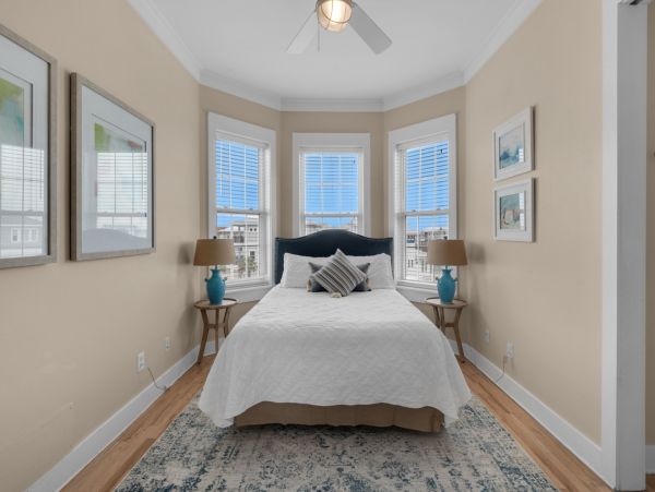 Luxury Navarre Beach Vacation Rental  Gulf & Sound View 4-Bedroom Coastal Home