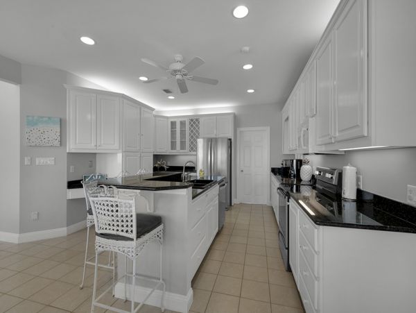 Five Bedroom Gulf Front Home in Navarre Beach