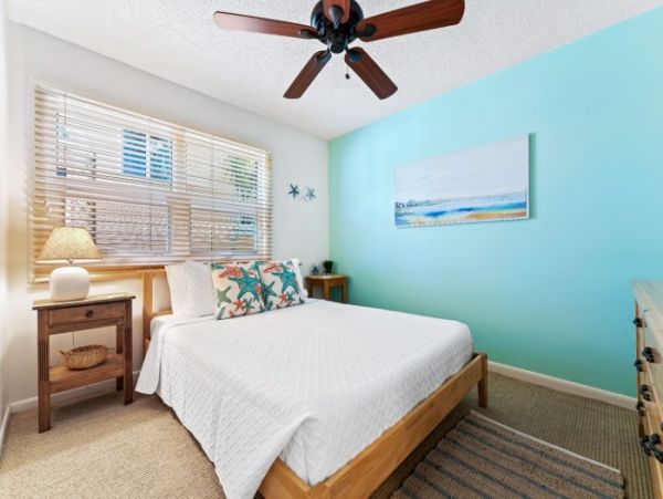 Siesta Key With Sun Deck Balconies and Steps onto the Beach WOW.