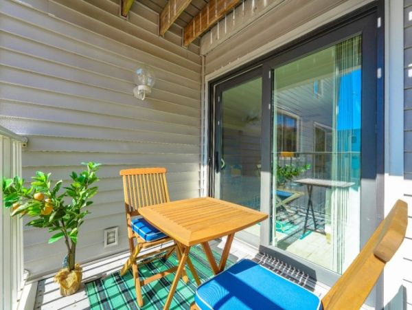 Siesta Key With Sun Deck Balconies and Steps onto the Beach WOW.