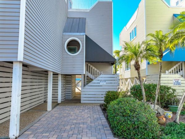 Siesta Key With Sun Deck Balconies and Steps onto the Beach WOW.