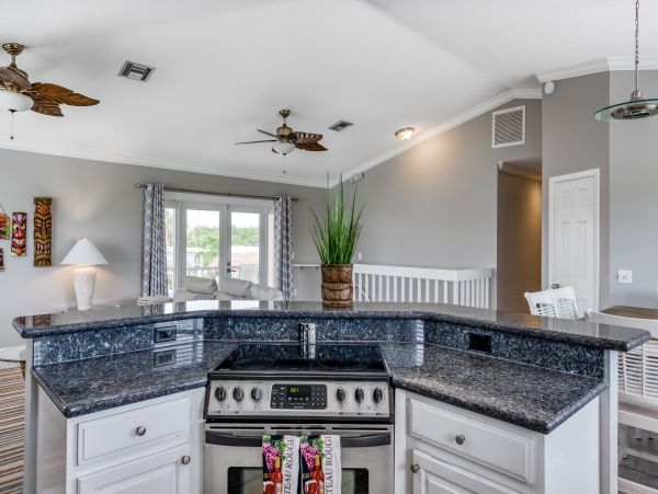 Marathon Vacation Home Four Bedrooms Canal Views